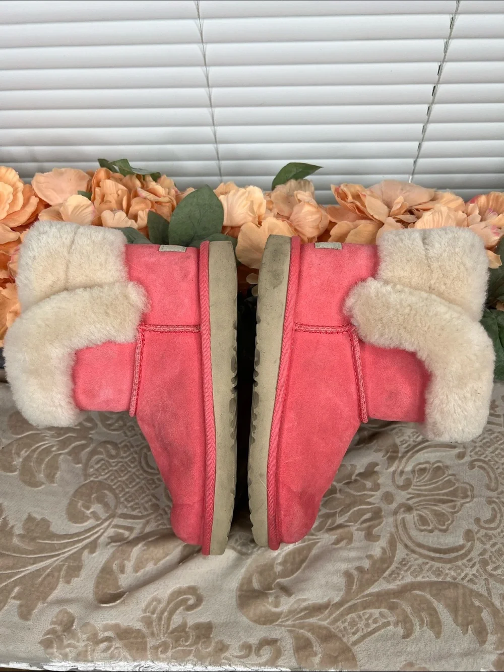 Ugg Saniya Mini Size 2
